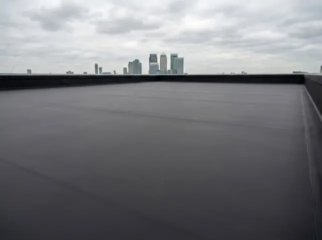 New EPDM rubber flat roof installation